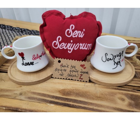  Çiftlere Özel 2 Kişilik Aşk Temalı Kahve Fincanı Takımı Peluş Kalp Hediyeli 