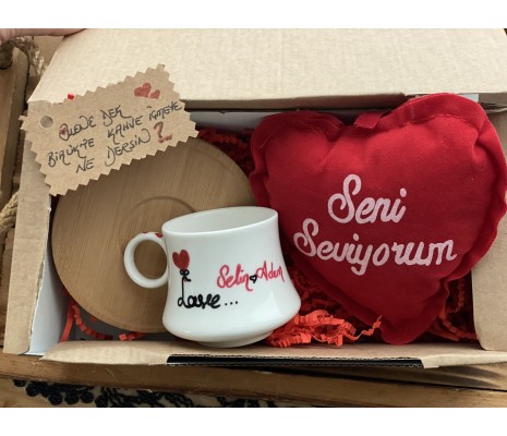 Aşk Temalı Kahve Fincanı Takımı Peluş Kalp Hediyeli