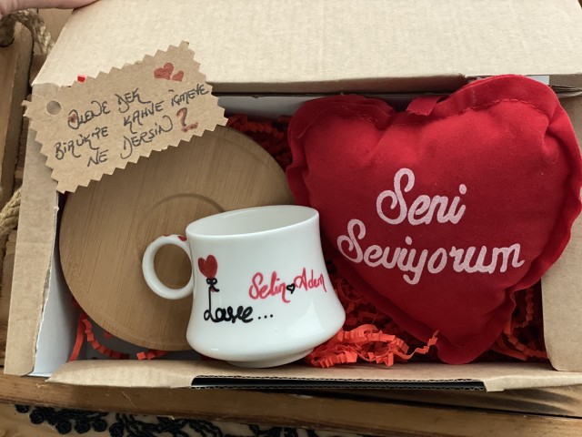 Aşk Temalı Kahve Fincanı Takımı Peluş Kalp Hediyeli